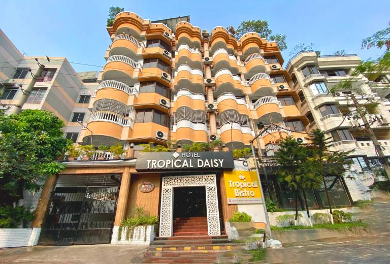 Hotel Tropical Daisy