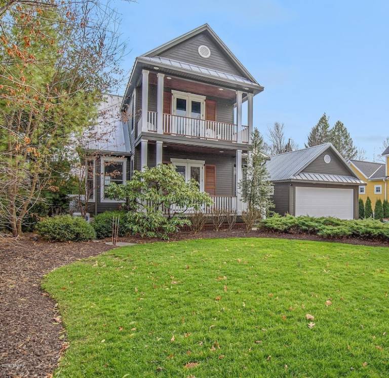 House Saugatuck