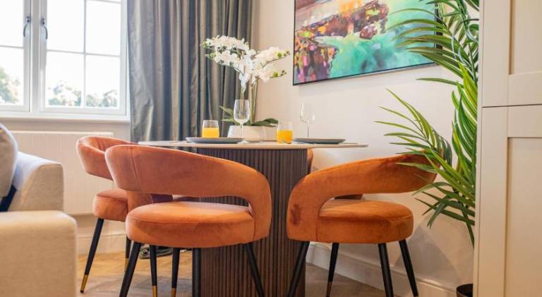 Serviced apartment with 2 rooms for 4 persons — photo 3