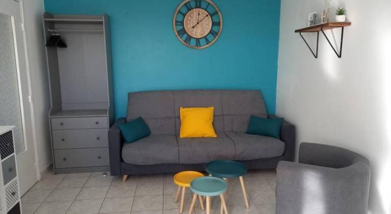 Rental apartment with 1 room for 4 persons in Narbonne