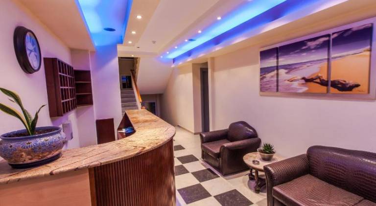 Charming serviced apartment with barbecue, garden & terrace | Next to the beach | Perfect for remote work | Dogs allowed — photo 3