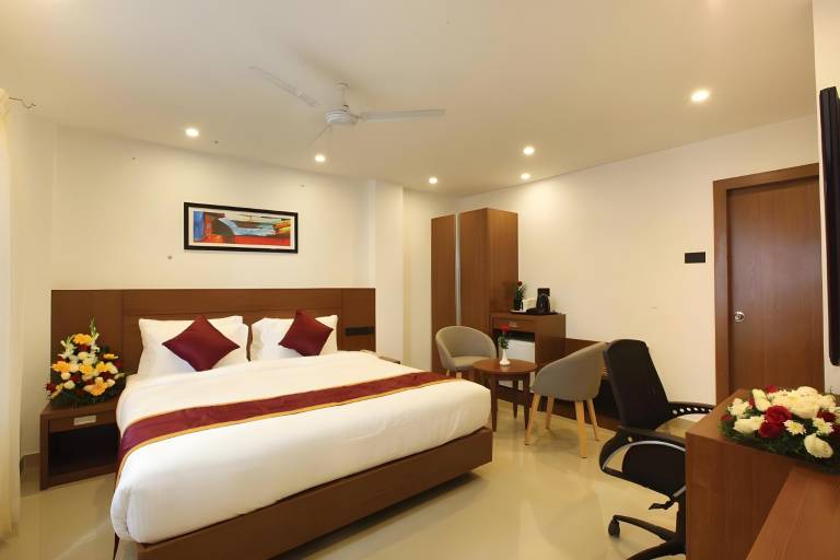 Palakunnel Residency