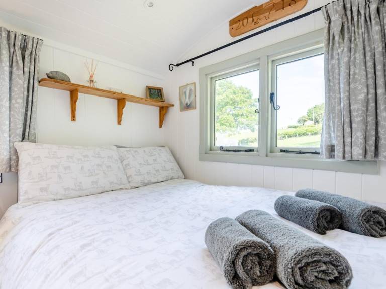 Charming cottage with jacuzzi & yard | Pets are welcome — photo 5