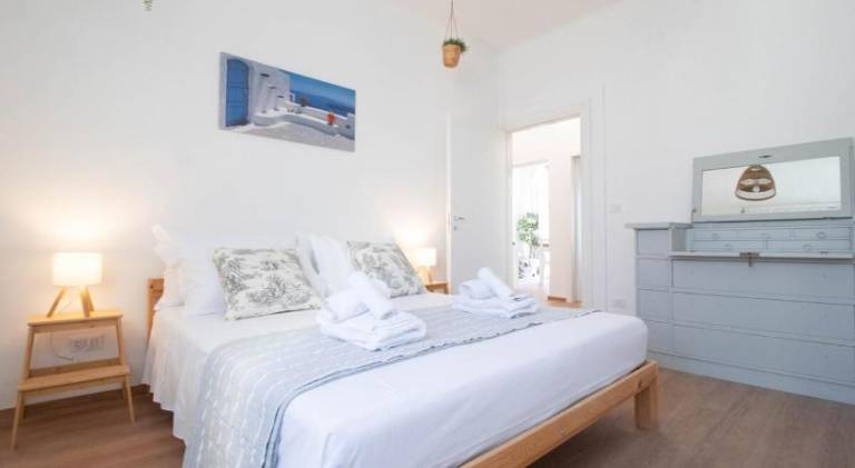 Apartment with 2 rooms for 6 persons in Fermo