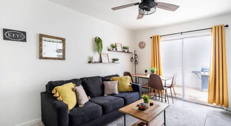 Bright 2BR Oasis Desert Charm and BBQ Nights in Tucson, AZ