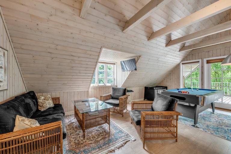 House with sauna & hot tub — photo 5
