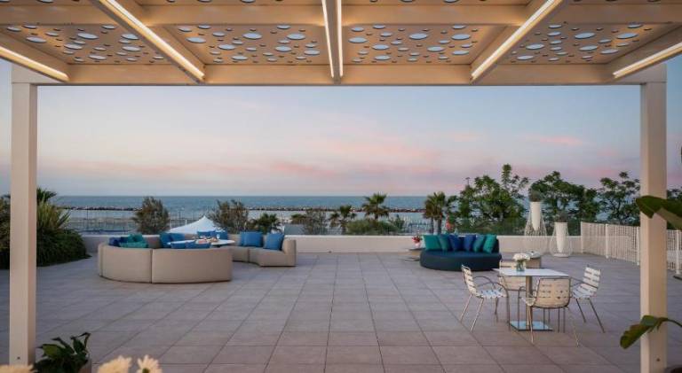 Blu Suite Hotel — photo 2