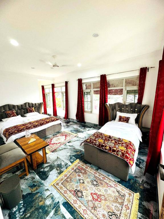 Lovely vacation home with yard | Water view | Suitable for remote work | Pets allowed — photo 2