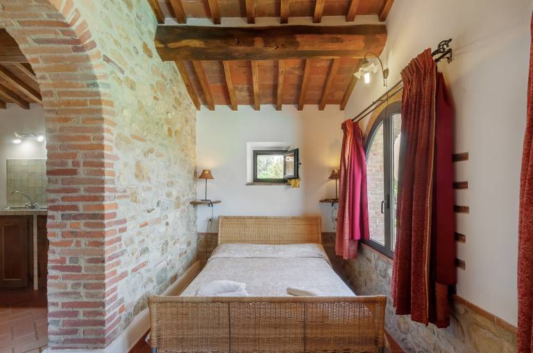 Podere Papèra – 'Gallo Flat' Apartment with Mountain Views, Wi-Fi and Air Conditioning — photo 2
