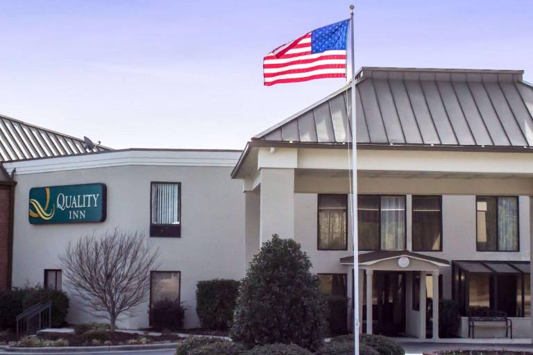Quality Inn & Suites