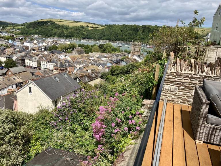 Cottage with garden & patio in Dartmouth