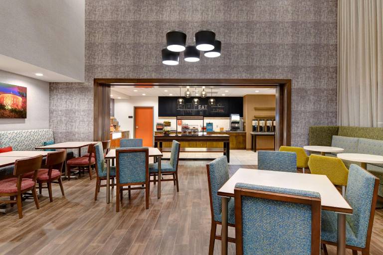 Hampton Inn and Suites by Hilton Canal Winchester Columbus — photo 3