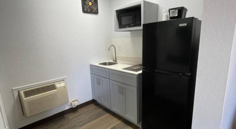 Motel 6 Artesia, NM — photo 3