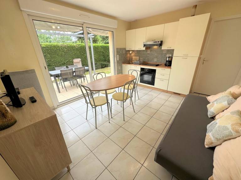 Gite with patio, barbeque & garden — photo 2