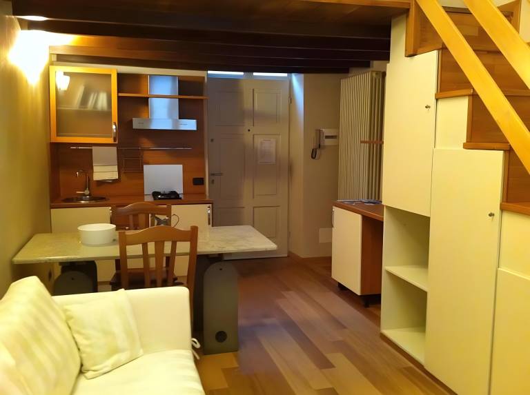 Lovely serviced apartment | Next to Santa Maria Maggiore | Pets allowed in Bergamo