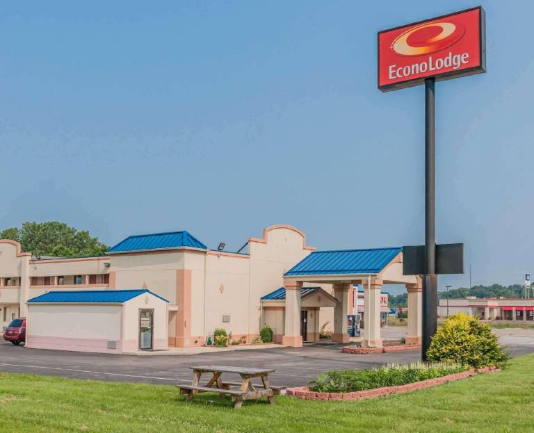 Econo Lodge Cloverdale in Cloverdale, IN
