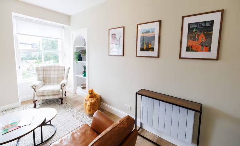 Stylish 2 Bed Apartment in the Heritage Quarter
