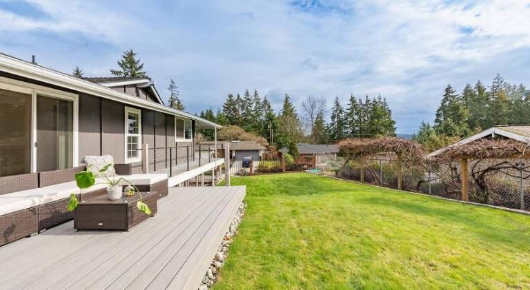 Zen 7BR Escape w Lake Views & Vineyard Haven — photo 5