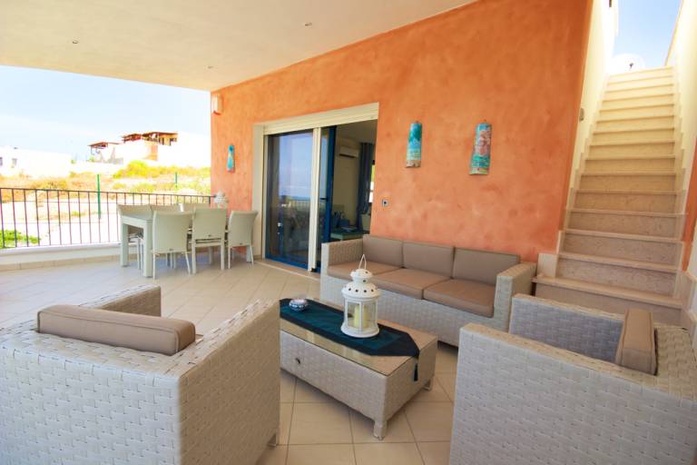 Villa with garden & terrace | Sea view — photo 3
