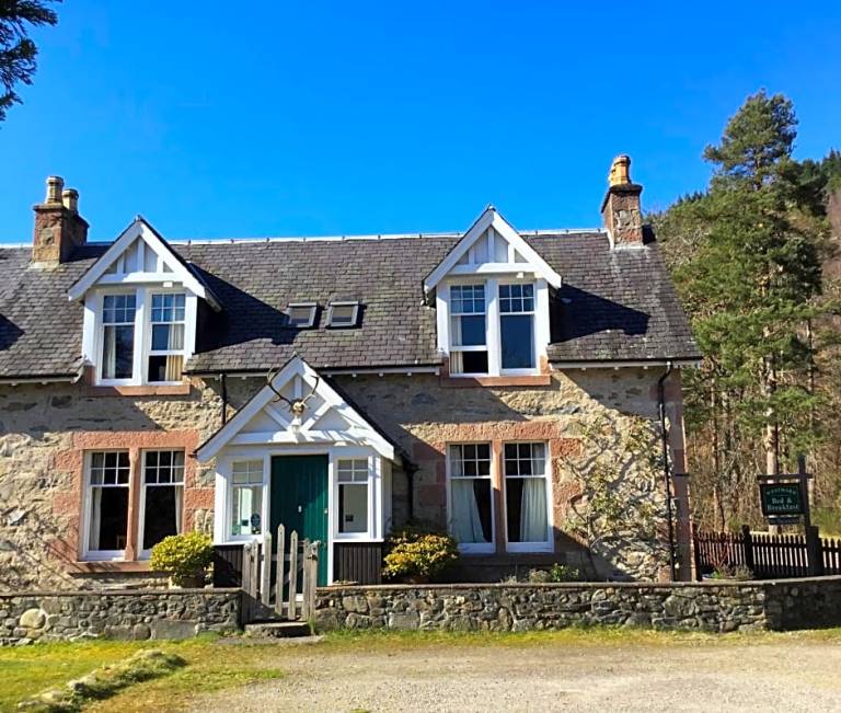 Bed and breakfast  Cannich
