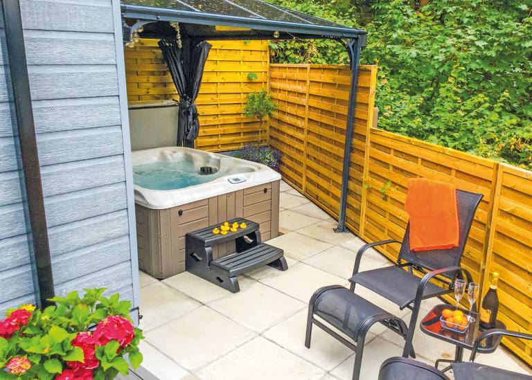 Chalet Newby Bridge