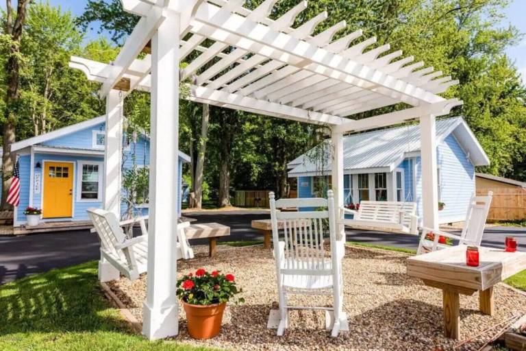 Cottage  Watervliet