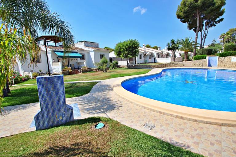 Fully equipped pleasant villa with private pool, barbeque & garden | Dogs allowed in Mora