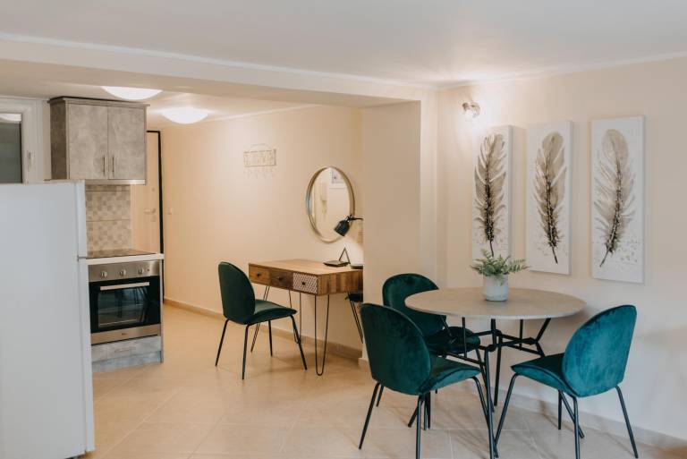 Best House, Central Luxury, Agiou Nikolaou, Patra — photo 5