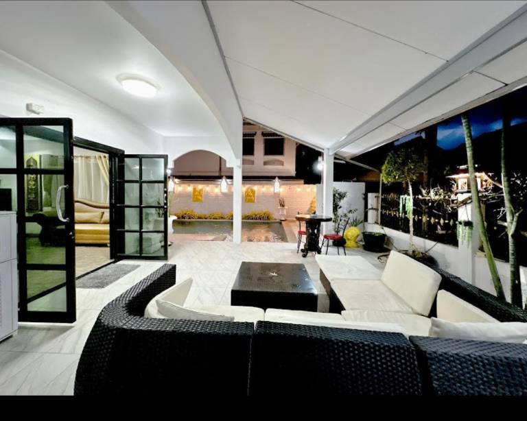 Villa with private pool, yard & BBQ | Good for workation — photo 3