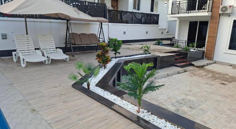Beautiful holiday apartment with pool & hot tub | Pets allowed — photo 5