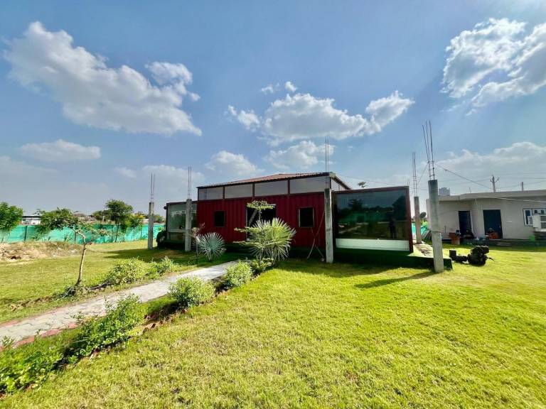 2530 m&sup2; Bauernhof