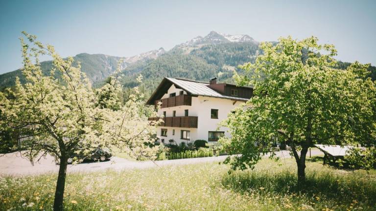 Ferienwohnung  Elbigenalp