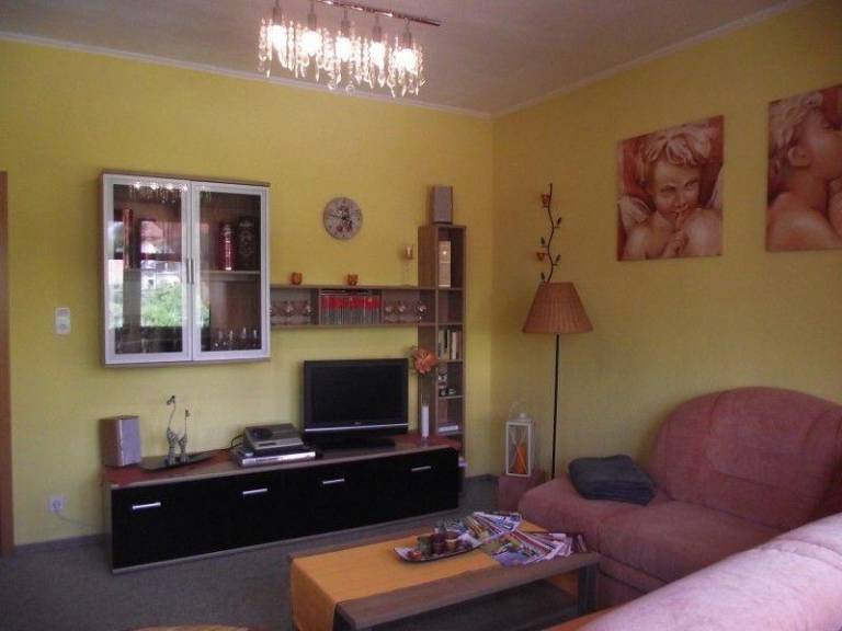 Rental apartment with barbeque, terrace & garden — photo 4