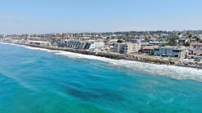 Condo with barbeque | Water view — photo 5