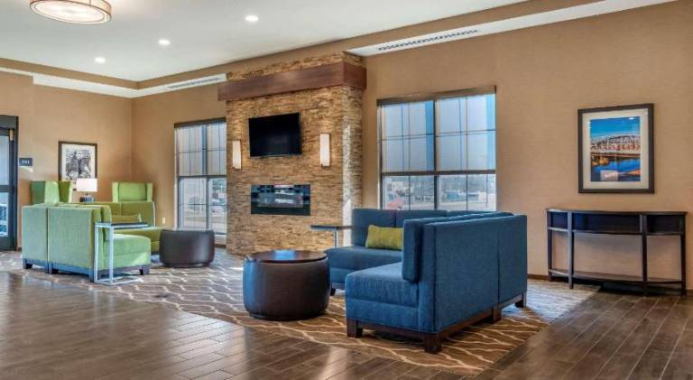 Comfort Suites Camp Hill-Harrisburg West — photo 2
