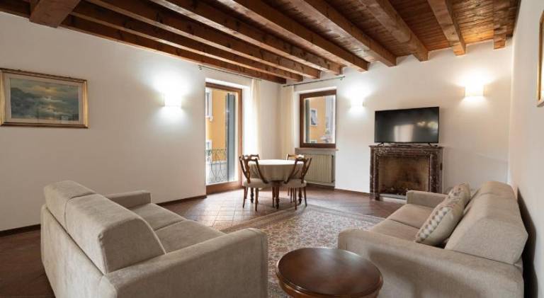Centralissima e antica Residenza Cappello - Domus Verona — photo 4