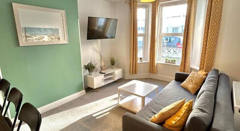 Town Centre Apartments by the Beach, BIC, Pavilion in Bournemouth