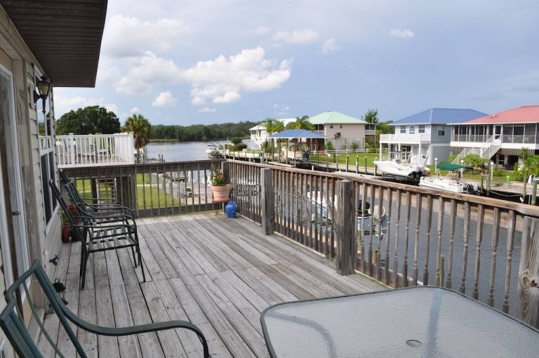 Crystal River, FL Vacation Rentals from $68 | Hometogo