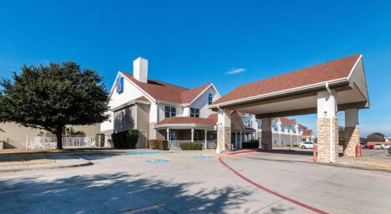Motel 6 North Richland Hills, TX - NE Fort Worth — photo 4