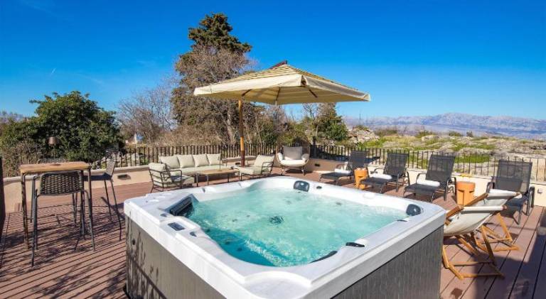 House with jacuzzi | Dogs allowed — photo 5