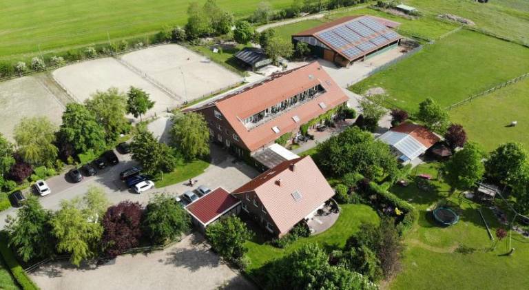 Vacation home with barbecue, sauna & garden in Wangerland