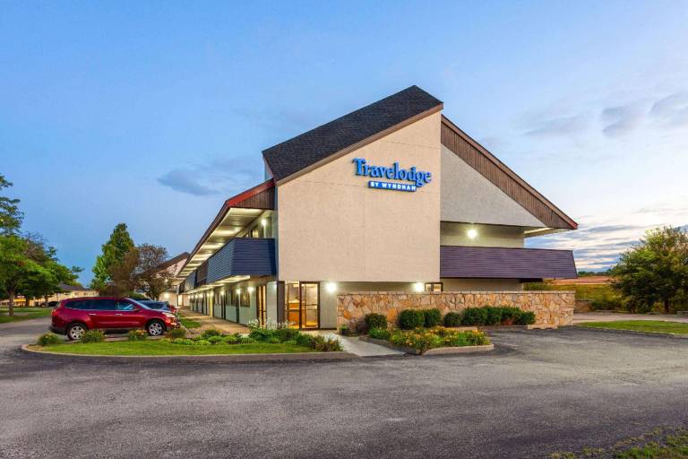 Travelodge by Wyndham Peoria in Peoria, IL