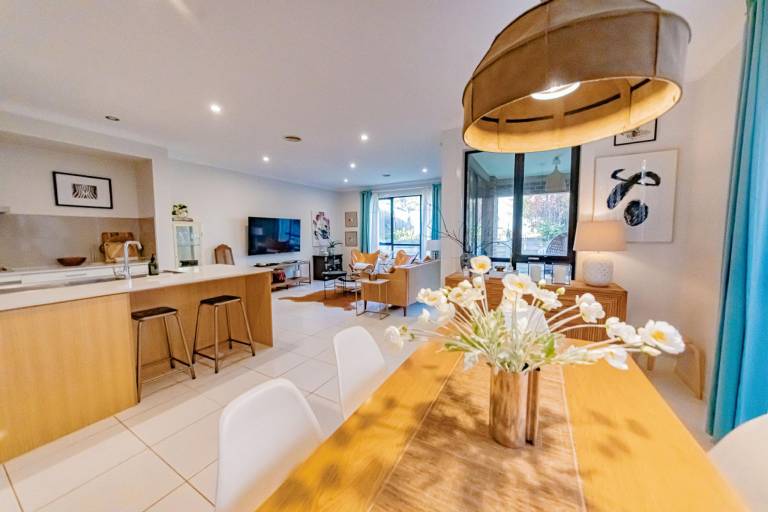 210 m&sup2; Ferienhaus