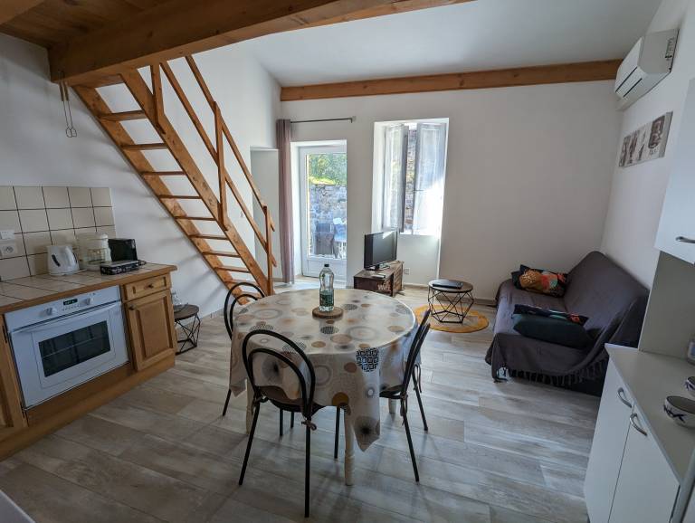Gite with terrace — photo 4