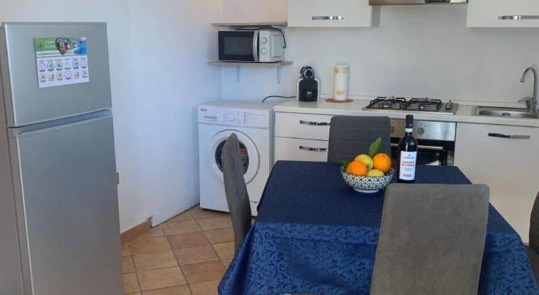 Rental apartment with yard & terrace — photo 3