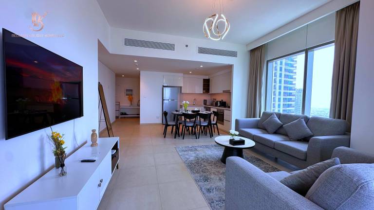 Fully equipped vacation home with garden, barbecue & pool | Close to Burj Khalifa | Pets allowed in Dubai