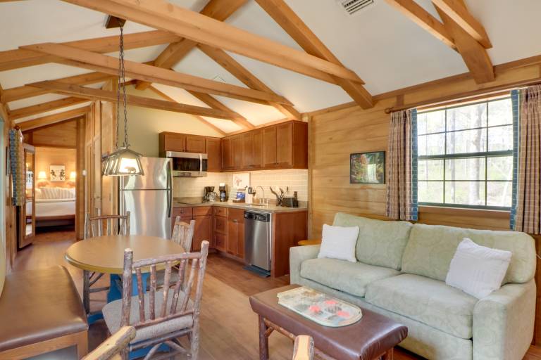 Fire Pit + Lake Access: Cabin Retreat in Heflin — photo 4