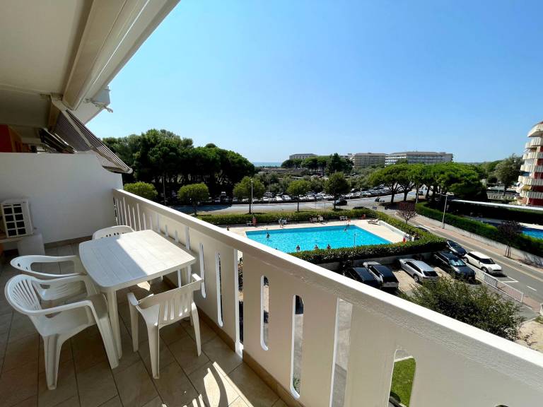 Holiday apartment with pool | Water view in Caorle