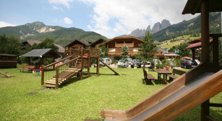 Hotel Sella Ronda Serenella - A 50 mt dalle piste da sci — photo 5