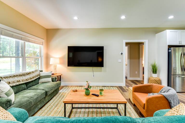 1 Mi to Lake Hartwell: Updated Retreat w/ Patio! — photo 4